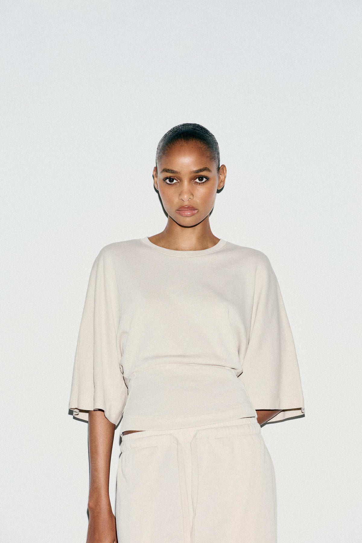 Estelle Crop T-Shirt - Ecru - M