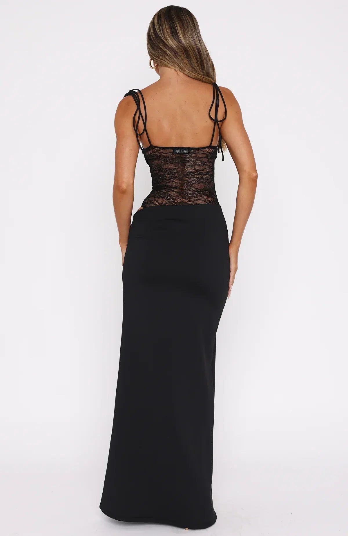 Sienna Lace Maxi Dress - Black - M
