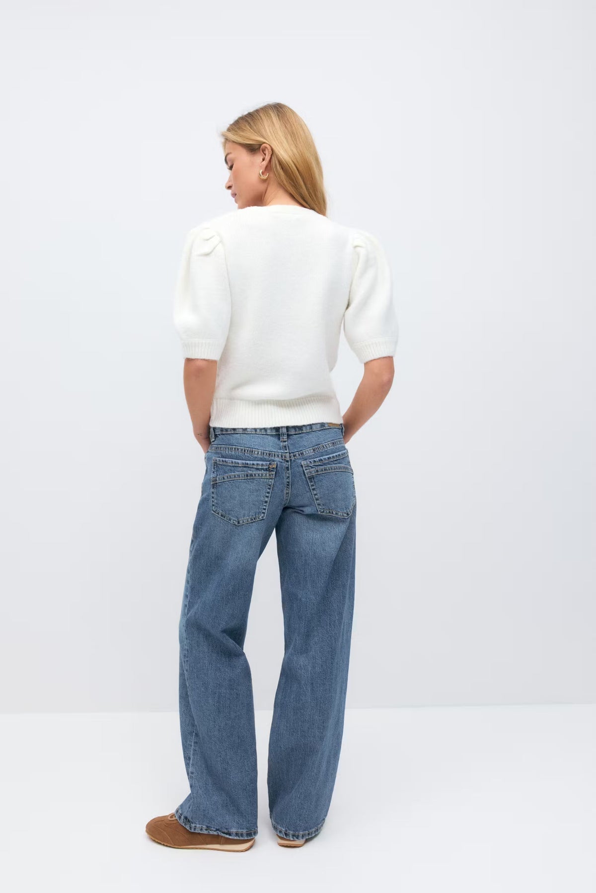 Eleni Low Wide Jeans - UK 6 (XS) - Light Blue