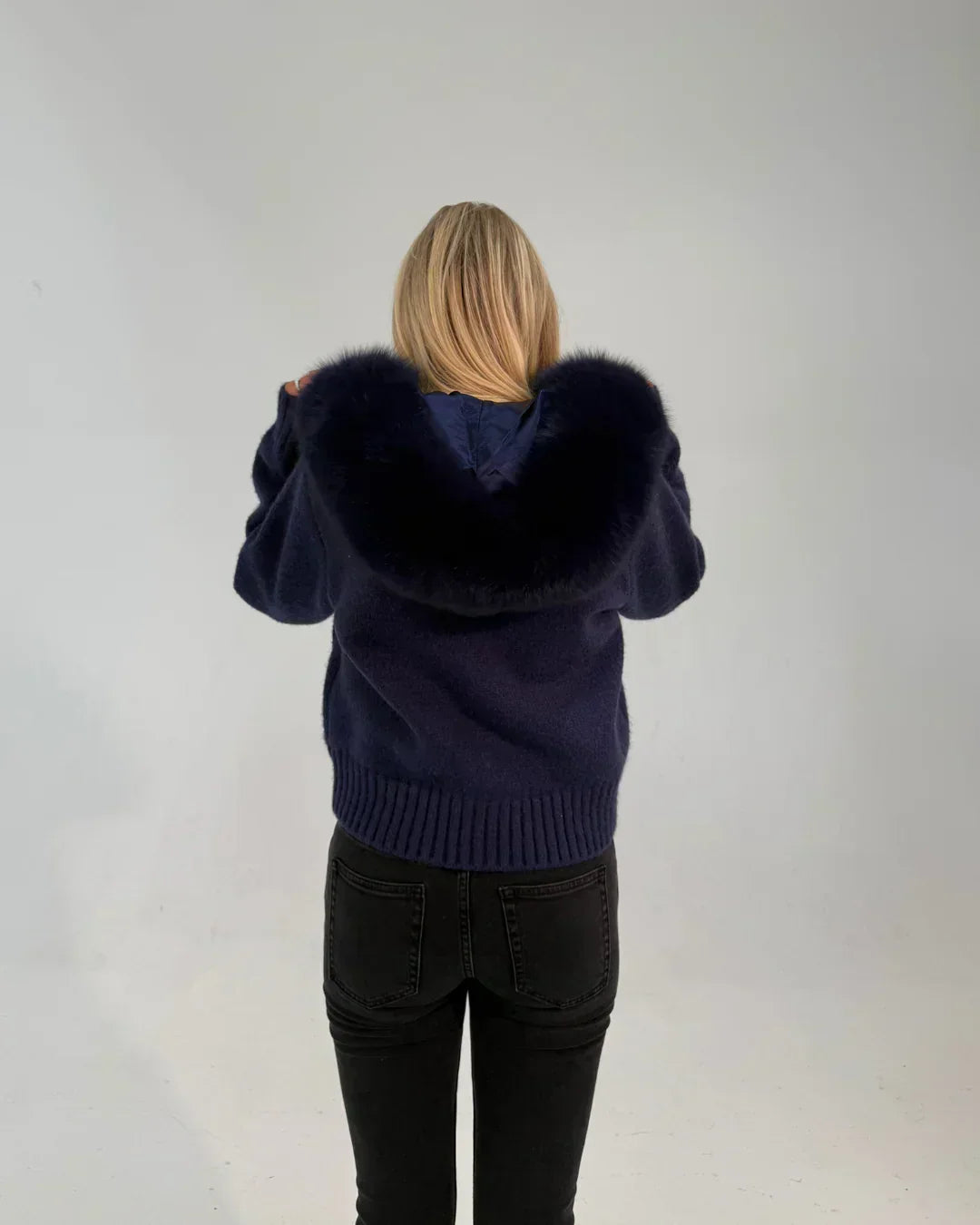 Verena Zipped Fur Jacket - L (170-175cm) - Black