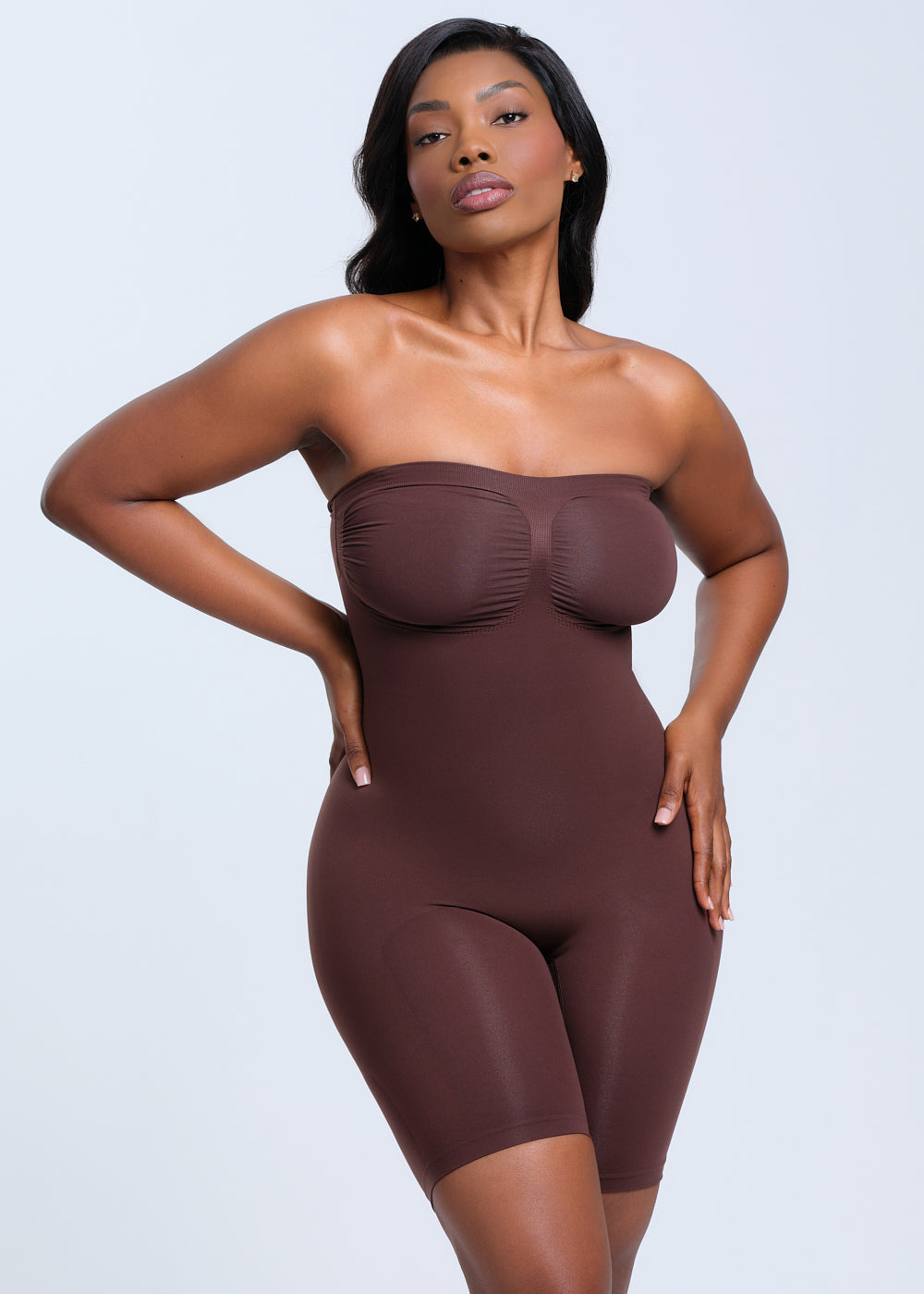 SmoothingSeamless Strapless Bodysuit Shorts - Toasted Almond - M