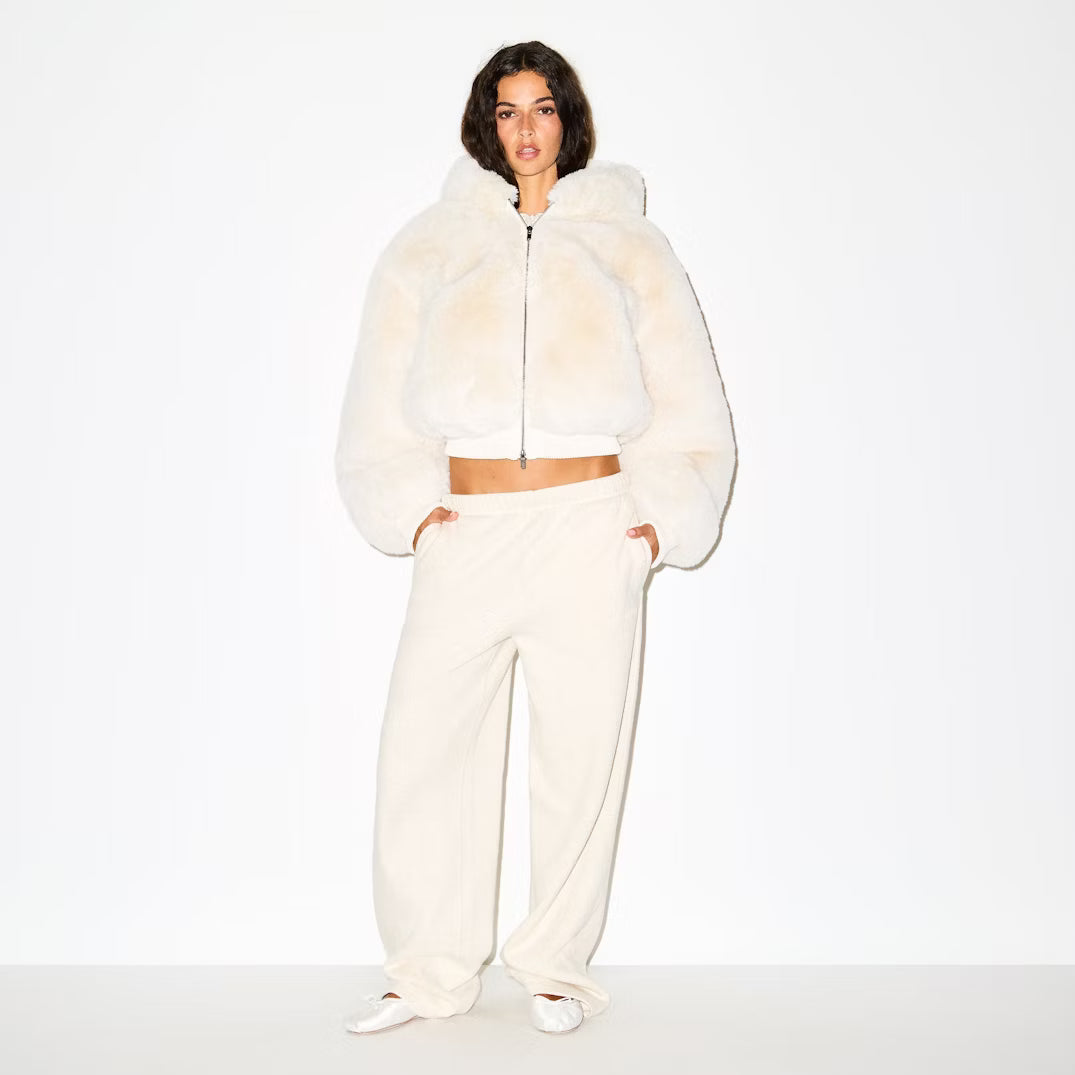 Alice Fur Coat - Limited Edition - Creamy White - M